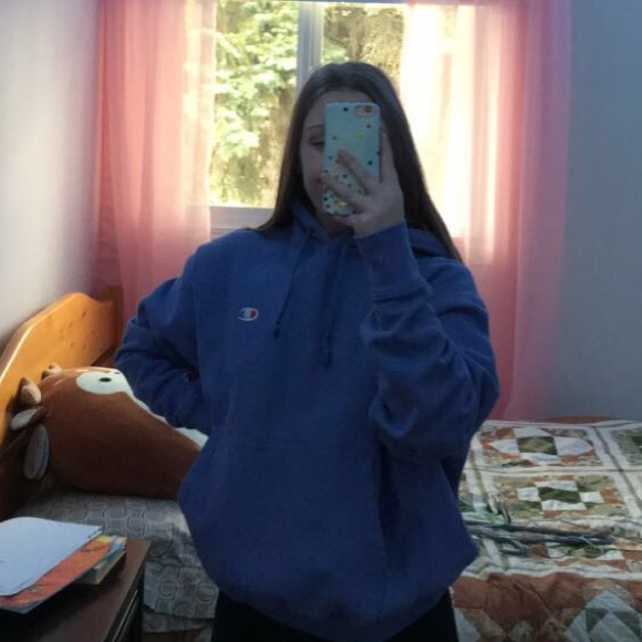 Champion hoodie - Picture 3 of 3